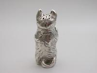 Victorian Novelty Silver Begging Dog Pepper by Thomas Johnson, London, 1878 (6 of 15) Victorian Novelty Silver Begging Dog Pepper by Thomas Johnson, London, 1878 (6 of 15)