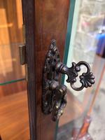 Antique Burr Walnut Display Cabinet (4 of 10) Antique Burr Walnut Display Cabinet (4 of 10)
