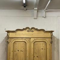 Beautiful Ornate Antique Pine Wardrobe - Dismantles (5 of 5) Beautiful Ornate Antique Pine Wardrobe - Dismantles (5 of 5)