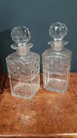 Superb Polished Oak Two Bottle Three Drawer Tantalus (4 of 5) Superb Polished Oak Two Bottle Three Drawer Tantalus (4 of 5)
