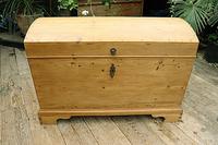 Wow! Big! Old Pine Domed Blanket Box / Chest / Trunk - We Deliver! (2 of 10) Wow! Big! Old Pine Domed Blanket Box / Chest / Trunk - We Deliver! (2 of 10)