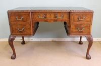 Quality Burr Walnut Kneehole Writing Desk (2 of 15) Quality Burr Walnut Kneehole Writing Desk (2 of 15)
