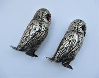 Charming Pair of Victorian EPNS Owl Pepperettes (4 of 9) Charming Pair of Victorian EPNS Owl Pepperettes (4 of 9)