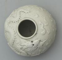 Very Fine Chinese Porcelain Brush Washer Ex. Wikramaratna Collection 19th Century (4 of 6) Very Fine Chinese Porcelain Brush Washer Ex. Wikramaratna Collection 19th Century (4 of 6)
