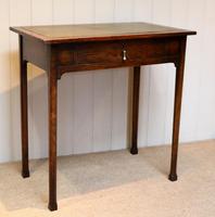 Small Proportioned Edwardian Oak Writing Desk (7 of 10) Small Proportioned Edwardian Oak Writing Desk (7 of 10)
