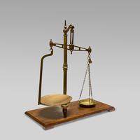 Late 19th Century English Southampton Scales Set (2 of 2) Late 19th Century English Southampton Scales Set (2 of 2)
