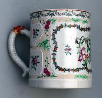 Fine & Unusual Chinese Famille Rose Export Porcelain Tankard 18th Century (5 of 9) Fine & Unusual Chinese Famille Rose Export Porcelain Tankard 18th Century (5 of 9)