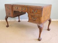 Quality Burr Walnut Kneehole Writing Desk (5 of 15) Quality Burr Walnut Kneehole Writing Desk (5 of 15)