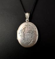 Victorian Silver Mourning Locket, Hairwork, Heraldic (5 of 8) Victorian Silver Mourning Locket, Hairwork, Heraldic (5 of 8)