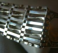 Vintage Sterling Silver Gate Bracelet 1976 St Christopher & Heart Padlock 34.3 Grams (11 of 12) Vintage Sterling Silver Gate Bracelet 1976 St Christopher & Heart Padlock 34.3 Grams (11 of 12)