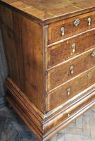 William & Mary Walnut Chest of Drawers (3 of 9) William & Mary Walnut Chest of Drawers (3 of 9)
