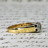 The Vintage 1979 Brilliant Solitaire Diamond Ring (3 of 5) The Vintage 1979 Brilliant Solitaire Diamond Ring (3 of 5)