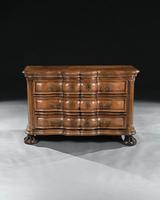 Rare Early 18th Century Franco-Flemish Oak Serpentine Fronted Commode (11 of 11) Rare Early 18th Century Franco-Flemish Oak Serpentine Fronted Commode (11 of 11)