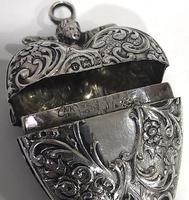 Large Edwardian Hanau Silver Heart Locket c1902 (4 of 6) Large Edwardian Hanau Silver Heart Locket c1902 (4 of 6)