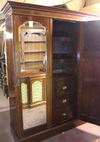 1900s Large 3 Door Mahogany Mirrored Wardrobe with Inlay. Good Interior (3 of 5) 1900s Large 3 Door Mahogany Mirrored Wardrobe with Inlay. Good Interior (3 of 5)