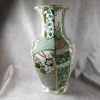 Mason's Ironstone "Applique" Pattern Hexagonal Vase (4 of 5) Mason's Ironstone "Applique" Pattern Hexagonal Vase (4 of 5)
