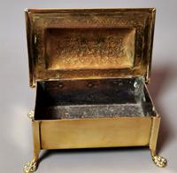 Antique Brass Tobacco Box, Heraldic (10 of 13) Antique Brass Tobacco Box, Heraldic (10 of 13)