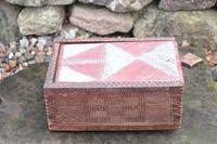 Scandinavian / Swedish 'Folk Art' painted & geometric chip-carved timplåda / sliding-lid box early 19th Century. (4 of 11) Scandinavian / Swedish 'Folk Art' painted & geometric chip-carved timplåda / sliding-lid box early 19th Century. (4 of 11)