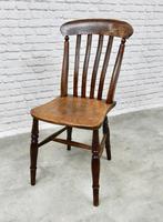 Set of 4 Antique Windsor Lathback Kitchen Chairs (5 of 5) Set of 4 Antique Windsor Lathback Kitchen Chairs (5 of 5)