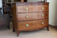 Mahogany Bow Front Chest of Drawers. Very Good Quality (2 of 7) Mahogany Bow Front Chest of Drawers. Very Good Quality (2 of 7)