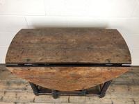 Early 18th Century Yew & Fruitwood Gateleg Table (7 of 12) Early 18th Century Yew & Fruitwood Gateleg Table (7 of 12)