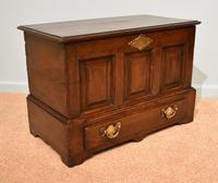 18th Century Welsh Oak Marriage Coffor Bach / Coffer (7 of 8) 18th Century Welsh Oak Marriage Coffor Bach / Coffer (7 of 8)