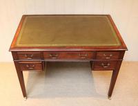Large Mahogany Writing Desk (2 of 11) Large Mahogany Writing Desk (2 of 11)