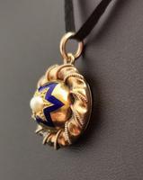 Victorian Gold Blue Enamel Star Locket, Split Pearl (11 of 13) Victorian Gold Blue Enamel Star Locket, Split Pearl (11 of 13)