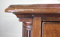 Antique George III Walnut Chest of Drawers (8 of 14) Antique George III Walnut Chest of Drawers (8 of 14)