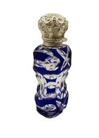 Antique Victorian Silver & Blue Overlay Glass Perfume / Scent Bottle c.1890 (2 of 8) Antique Victorian Silver & Blue Overlay Glass Perfume / Scent Bottle c.1890 (2 of 8)