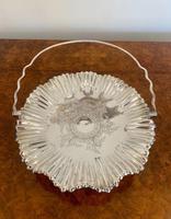 Antique Edwardian Quality Silver Plated Ornate Cake Basket (4 of 4) Antique Edwardian Quality Silver Plated Ornate Cake Basket (4 of 4)