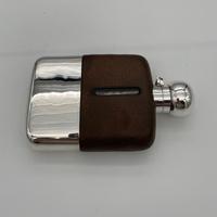 20th Century Modern Sterling Silver & Glass Hip Flask Sheffield 1937 James Dixon & Sons (6 of 9) 20th Century Modern Sterling Silver & Glass Hip Flask Sheffield 1937 James Dixon & Sons (6 of 9)