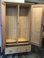 Excellent Victorian Vintage Stripped Pine Wardrobe (2 x Sections & Large Drawer) (4 of 9) Excellent Victorian Vintage Stripped Pine Wardrobe (2 x Sections & Large Drawer) (4 of 9)