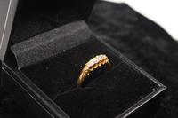 18ct Gold Diamond Ring, size N, weighing 2.6g (4 of 6) 18ct Gold Diamond Ring, size N, weighing 2.6g (4 of 6)