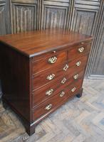 Small Georgian Mahogany Chest of Drawers (2 of 7) Small Georgian Mahogany Chest of Drawers (2 of 7)