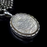 Antique Victorian Aesthetic Large Sterling Silver Locket and Collar Necklace (4 of 11) Antique Victorian Aesthetic Large Sterling Silver Locket and Collar Necklace (4 of 11)