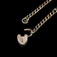 Antique Heart Padlock Graduated Curb 9ct 9K Gold Bracelet 7.5" (6 of 9) Antique Heart Padlock Graduated Curb 9ct 9K Gold Bracelet 7.5" (6 of 9)