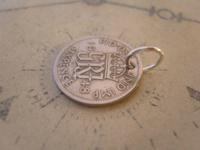 Vintage Pocket Watch Chain Fob 1948 Lucky Silver Sixpence Old 6d Coin Fob (3 of 8) Vintage Pocket Watch Chain Fob 1948 Lucky Silver Sixpence Old 6d Coin Fob (3 of 8)