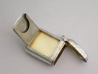 Edwardian Silver Combination Vesta & Stamp Case, By Joseph Gloster, Birmingham, 1904, (8 of 15) Edwardian Silver Combination Vesta & Stamp Case, By Joseph Gloster, Birmingham, 1904, (8 of 15)