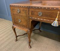 Substantial Burr Walnut Dressing Table (9 of 18) Substantial Burr Walnut Dressing Table (9 of 18)