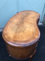 Antique Walnut & Burr Walnut Kidney Shaped Desk (5 of 13) Antique Walnut & Burr Walnut Kidney Shaped Desk (5 of 13)