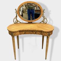 French Bleached Kidney Shaper Dressing Table (2 of 6) French Bleached Kidney Shaper Dressing Table (2 of 6)