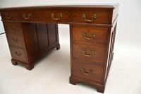 Georgian Style Mahogany Leather Top Pedestal Desk (9 of 12) Georgian Style Mahogany Leather Top Pedestal Desk (9 of 12)
