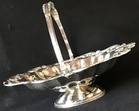 Large Georgian Silver Plated Cake / Bread Basket (3 of 6) Large Georgian Silver Plated Cake / Bread Basket (3 of 6)