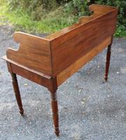 1830's Mahogany Washstand with Small Shelf (3 of 3) 1830's Mahogany Washstand with Small Shelf (3 of 3)