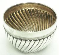 Antique Solid Silver Plant Pot or Bowl with Gilt Lining c.1882 (4 of 7) Antique Solid Silver Plant Pot or Bowl with Gilt Lining c.1882 (4 of 7)