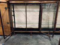 Shop Display Cabinet (11 of 21) Shop Display Cabinet (11 of 21)
