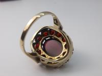 Vintage Gold & Garnet Cluster Ring (4 of 8) Vintage Gold & Garnet Cluster Ring (4 of 8)
