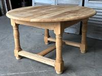 Round Farmhouse Dining Table with leaf (7 of 11) Round Farmhouse Dining Table with leaf (7 of 11)