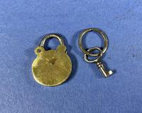 Victorian Brass Working Padlock & Key c.1880 (6 of 7) Victorian Brass Working Padlock & Key c.1880 (6 of 7)